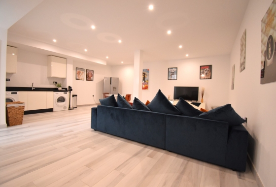 Rynek wtórny - Villa - Orihuela Costa - Lomas de Cabo Roig
