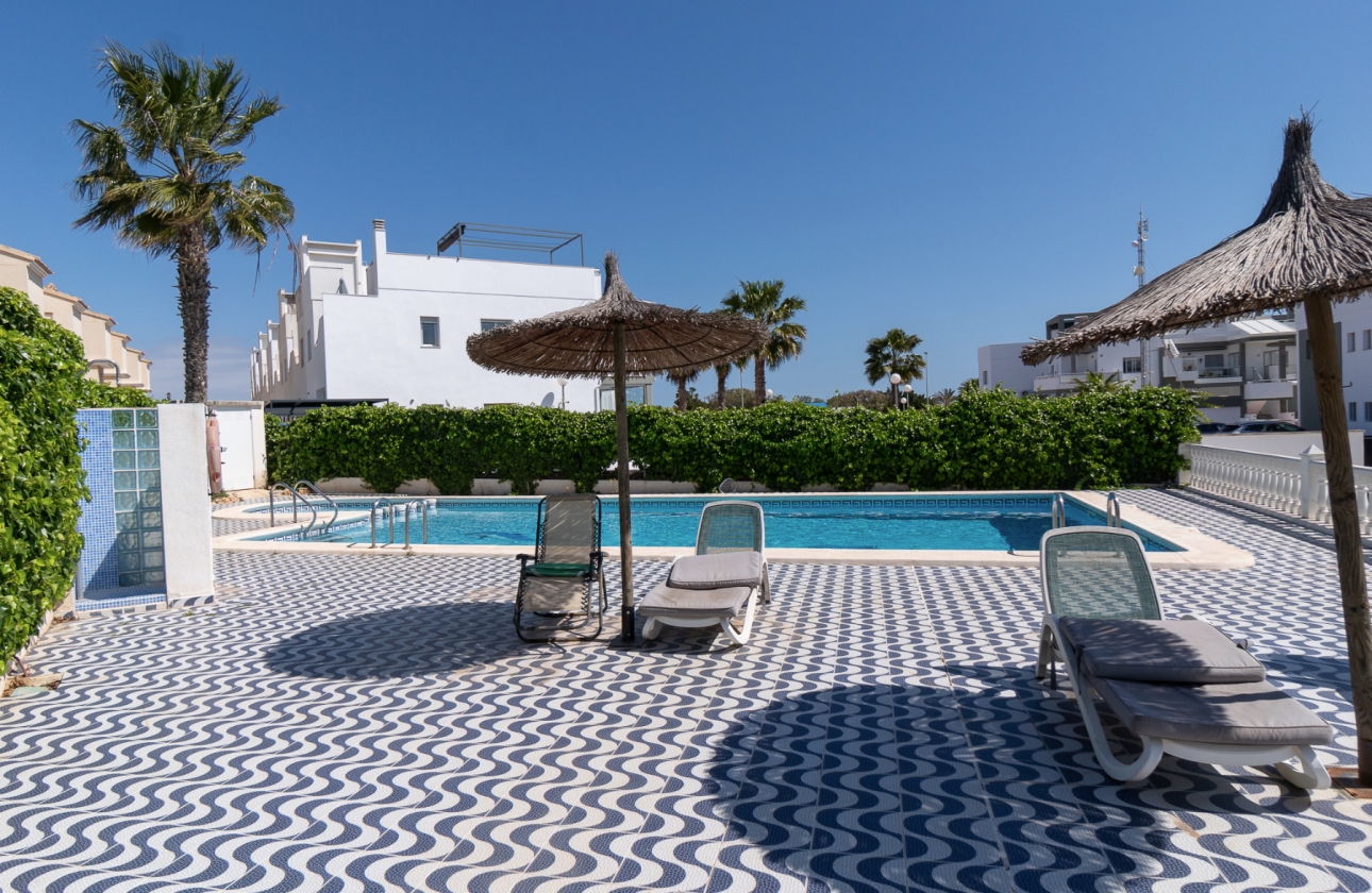 Resale - Townhouse - Orihuela Costa - Playa Flamenca