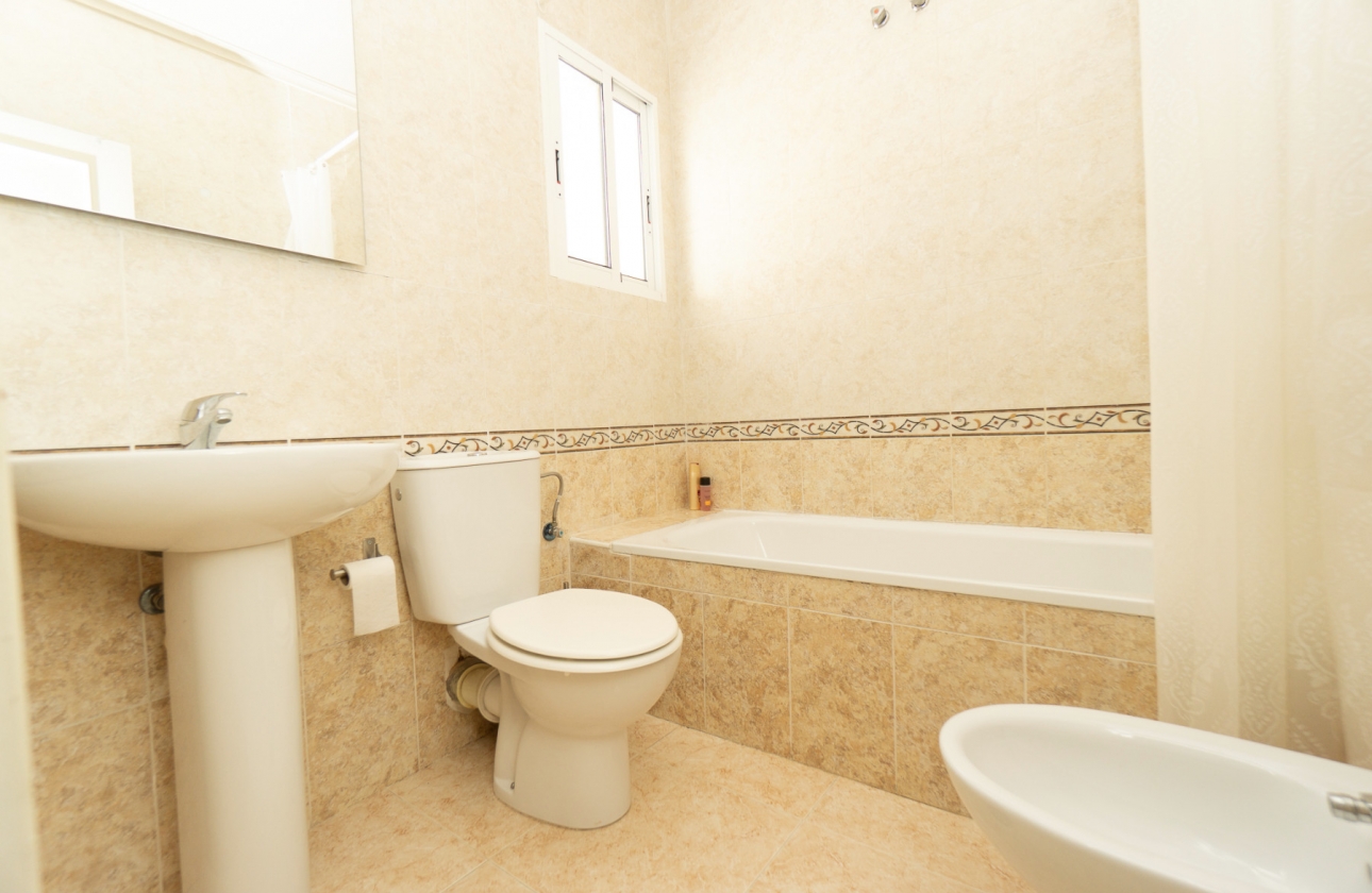 Resale - Townhouse - Orihuela Costa - Playa Flamenca