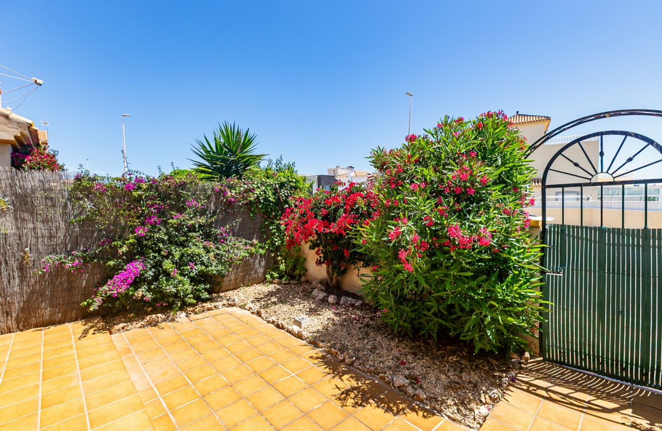Resale - Townhouse - Orihuela Costa - La Zenia