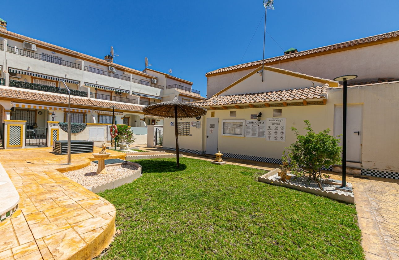 Resale - Townhouse - Orihuela Costa - La Zenia
