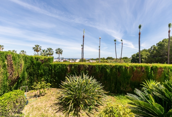 Resale - Villa - Orihuela Costa - Rioja