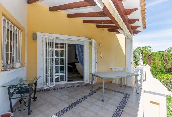 Resale - Villa - Orihuela Costa - Rioja