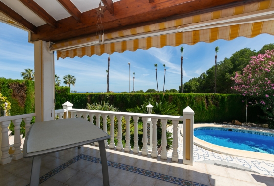 Resale - Villa - Orihuela Costa - Rioja