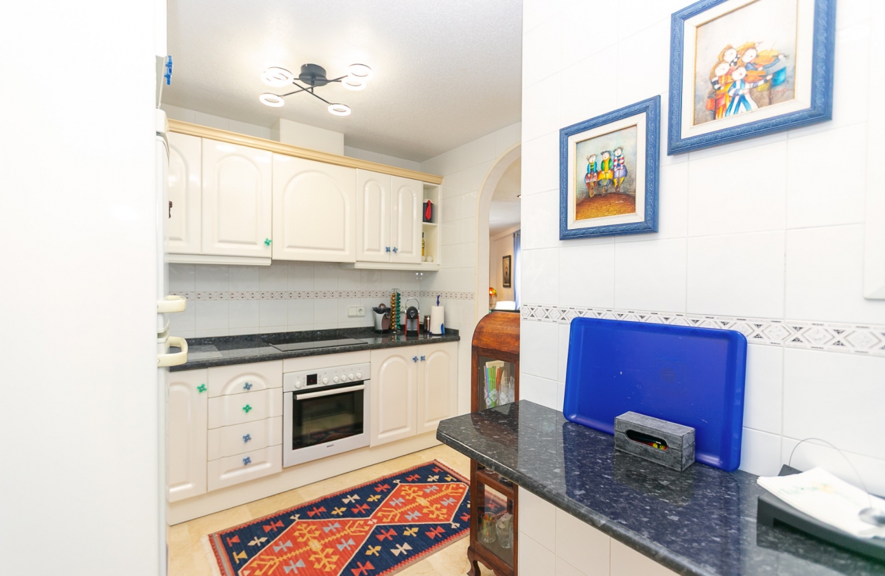 Resale - Villa - Orihuela Costa - Rioja