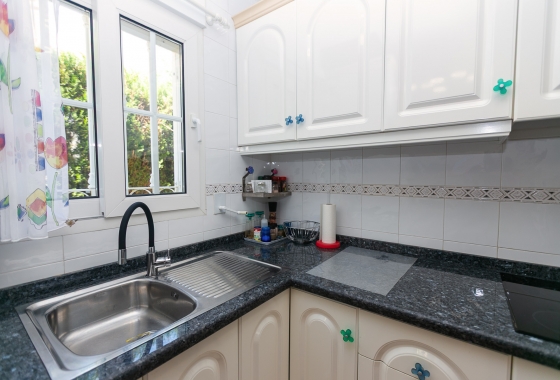 Resale - Villa - Orihuela Costa - Rioja