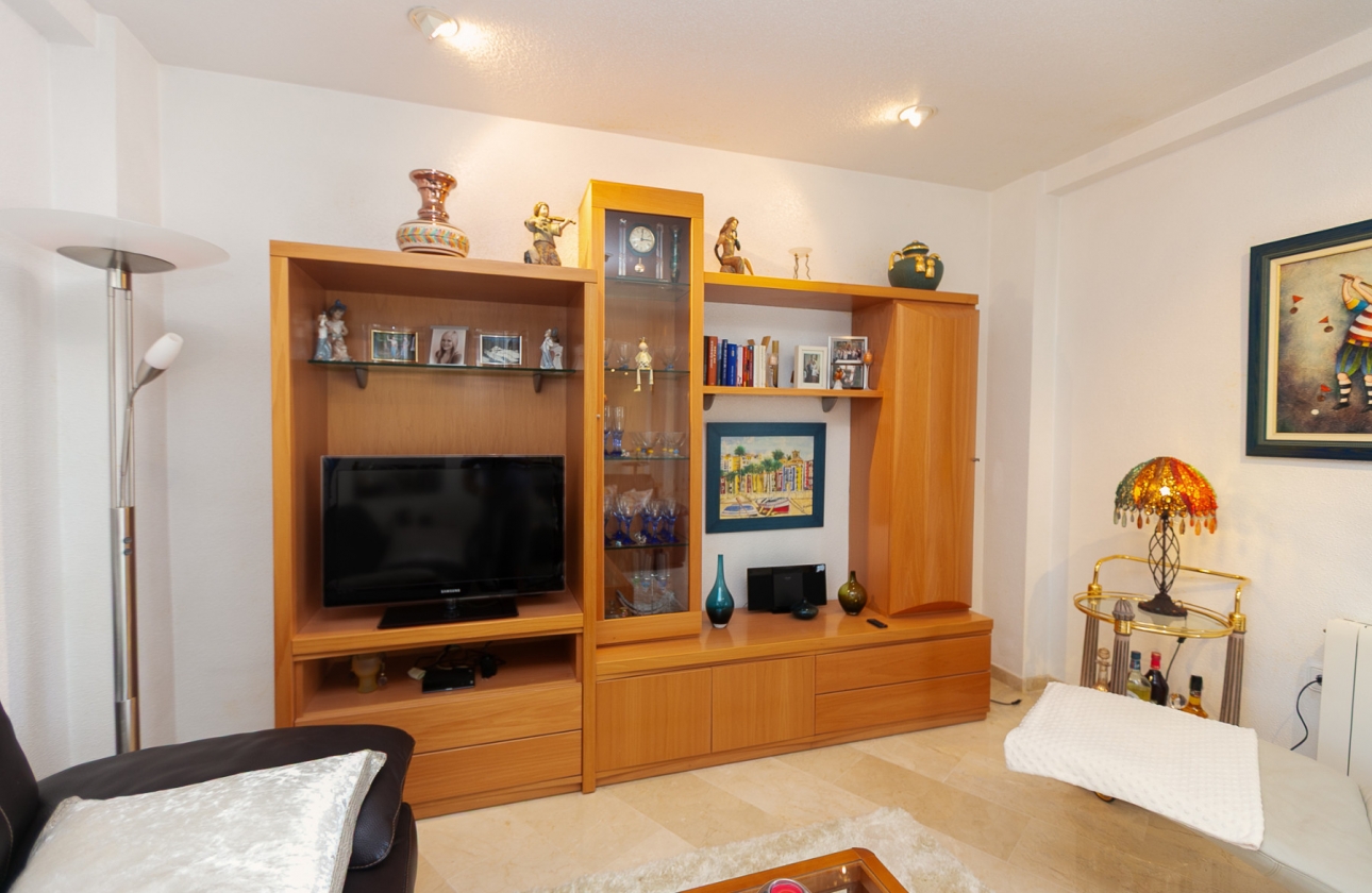 Resale - Villa - Orihuela Costa - Rioja