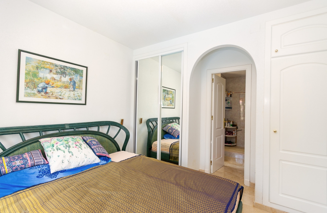 Resale - Villa - Orihuela Costa - Rioja