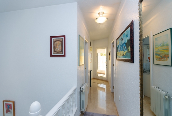 Resale - Villa - Orihuela Costa - Rioja