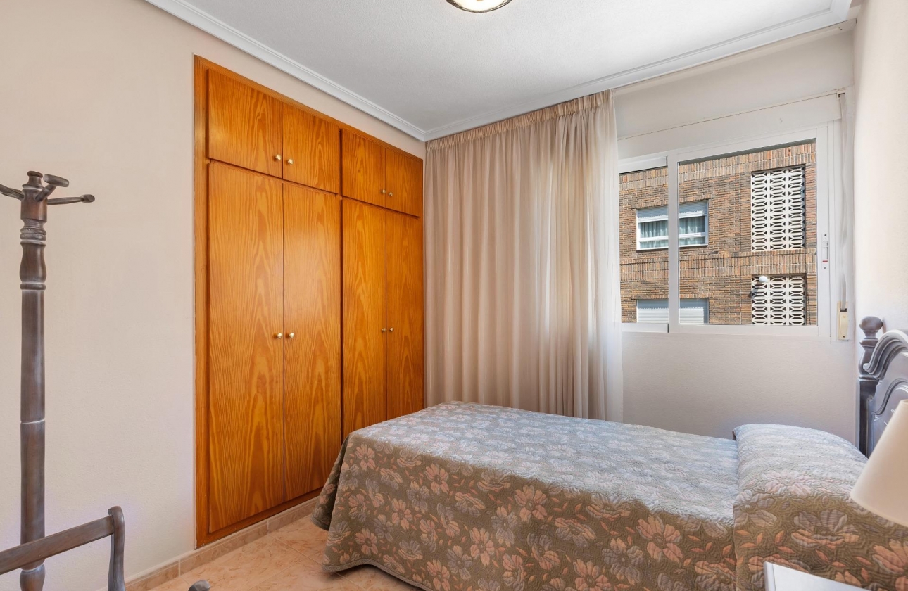 Rynek wtórny - Apartament - Torrevieja - Playa del Cura