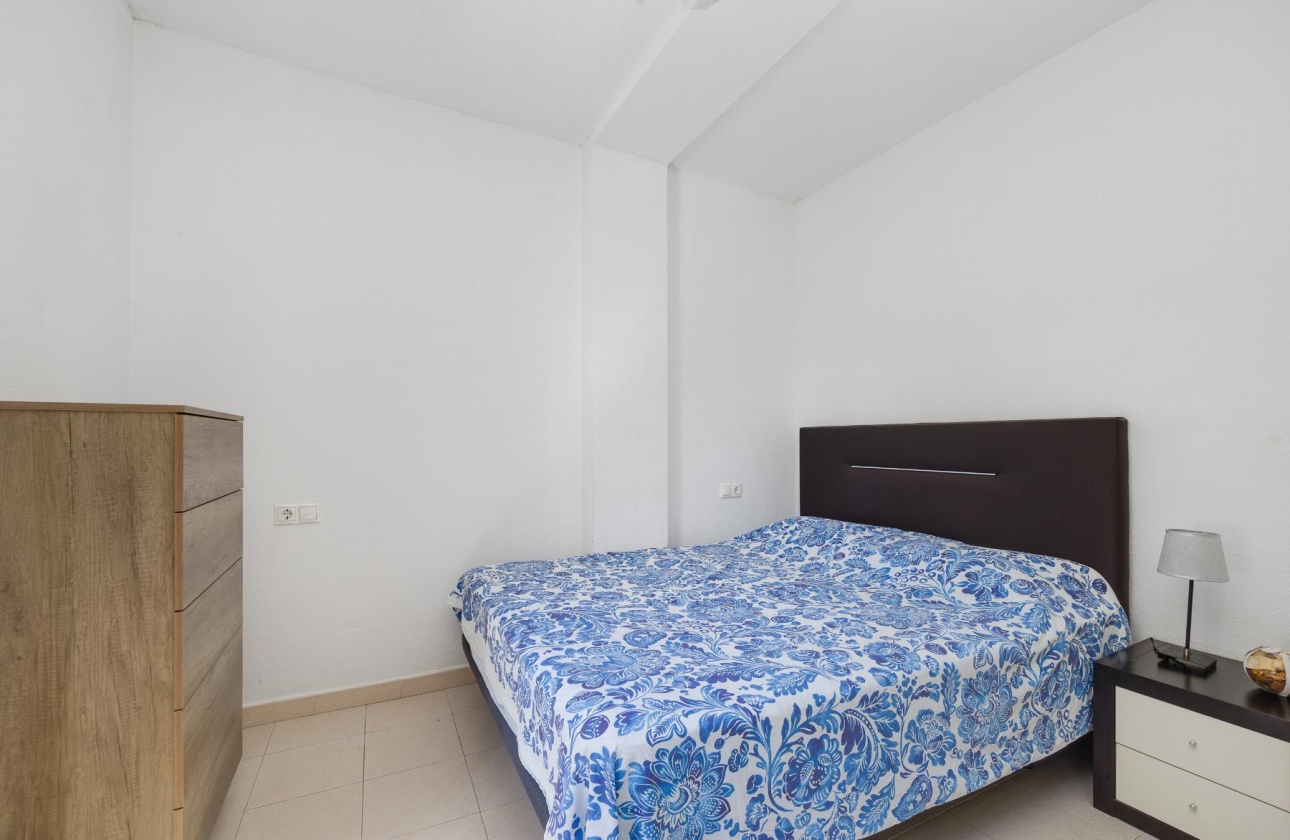 Reventa - Bungalow - Torrevieja - Playa De Los Naufragos