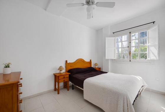 Reventa - Bungalow - Torrevieja - Playa De Los Naufragos