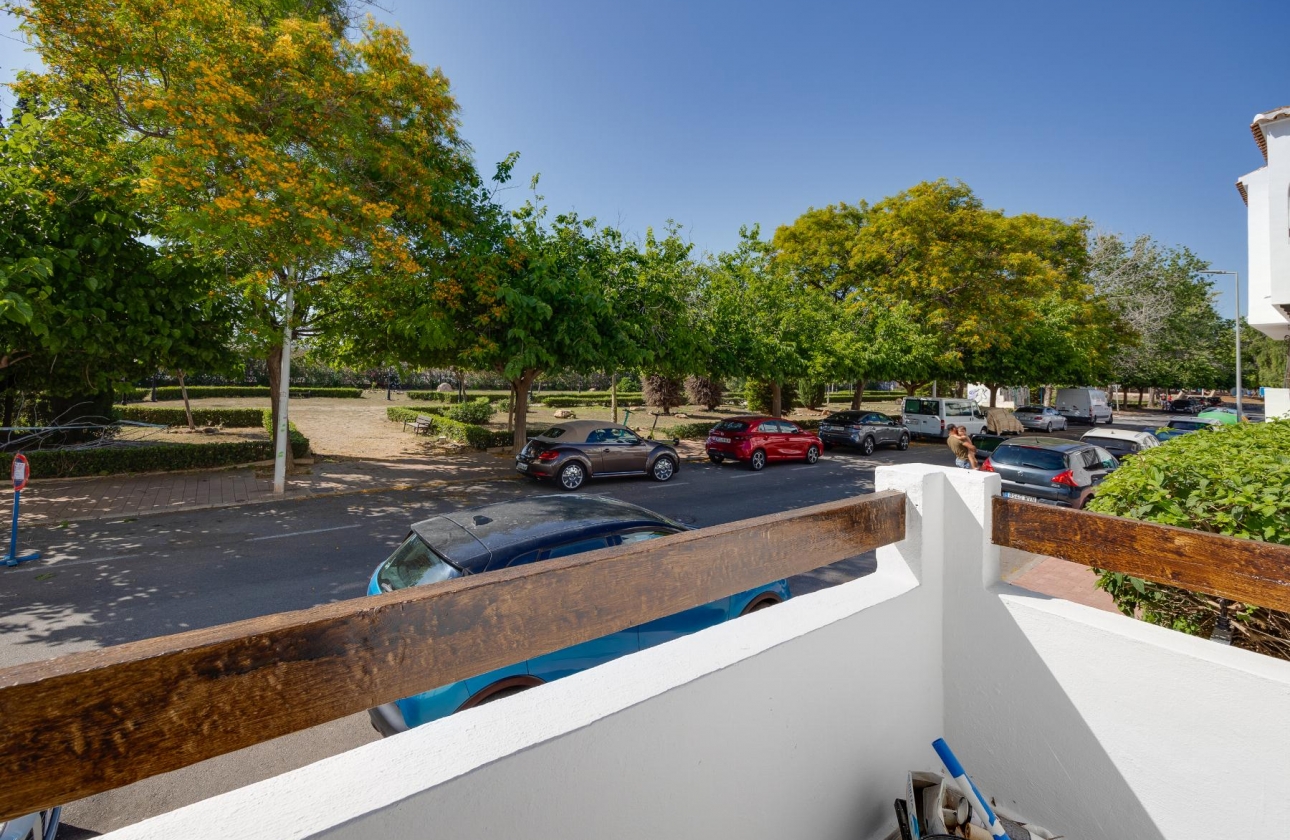 Reventa - Bungalow - Torrevieja - Playa De Los Naufragos