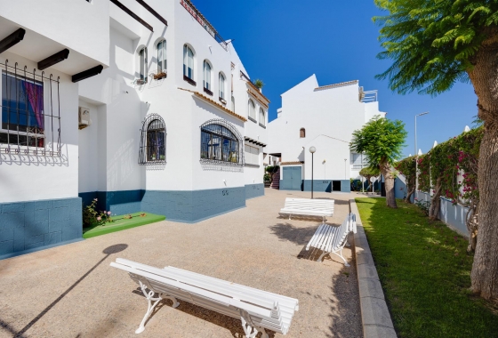 Reventa - Bungalow - Torrevieja - Playa De Los Naufragos