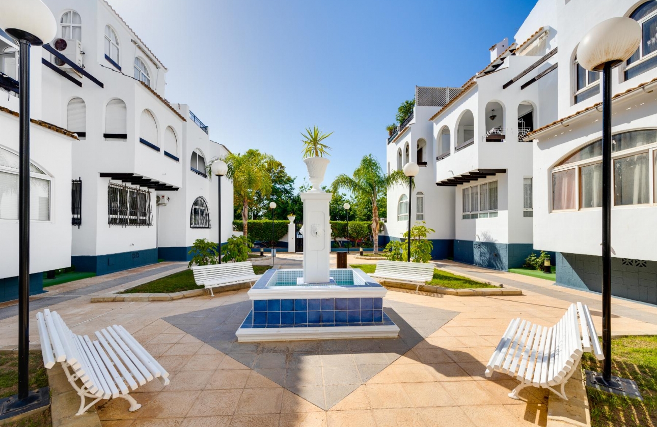 Reventa - Bungalow - Torrevieja - Playa De Los Naufragos