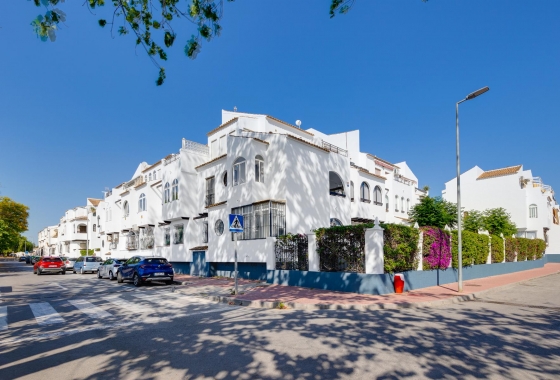 Reventa - Bungalow - Torrevieja - Playa De Los Naufragos