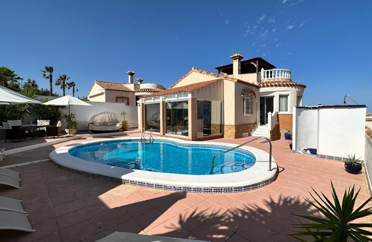 Reventa - Villa - San Miguel de Salinas