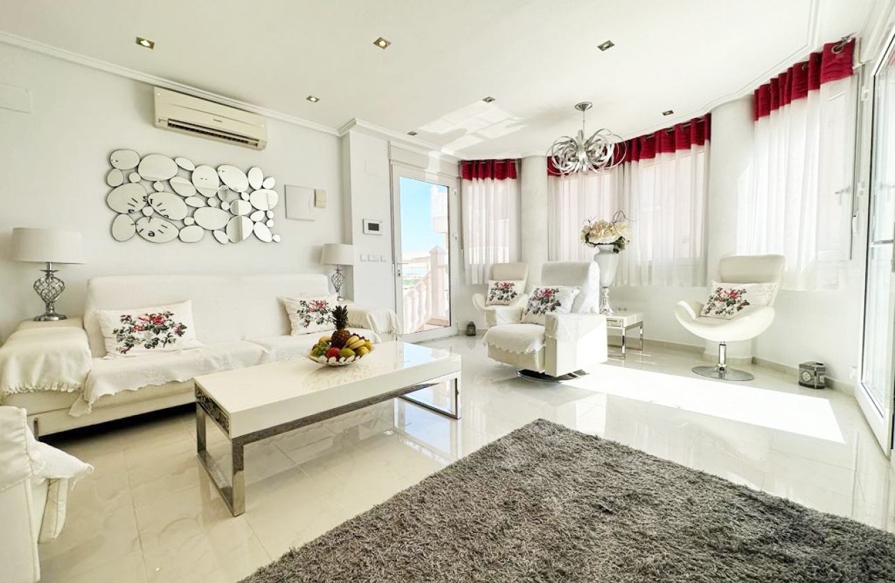 Reventa - Villa - San Miguel de Salinas