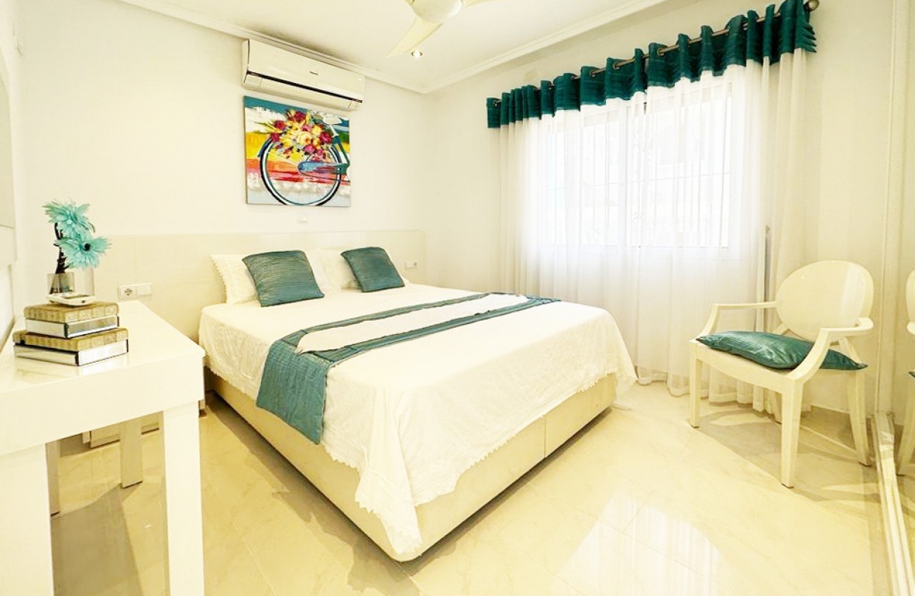 Reventa - Villa - San Miguel de Salinas