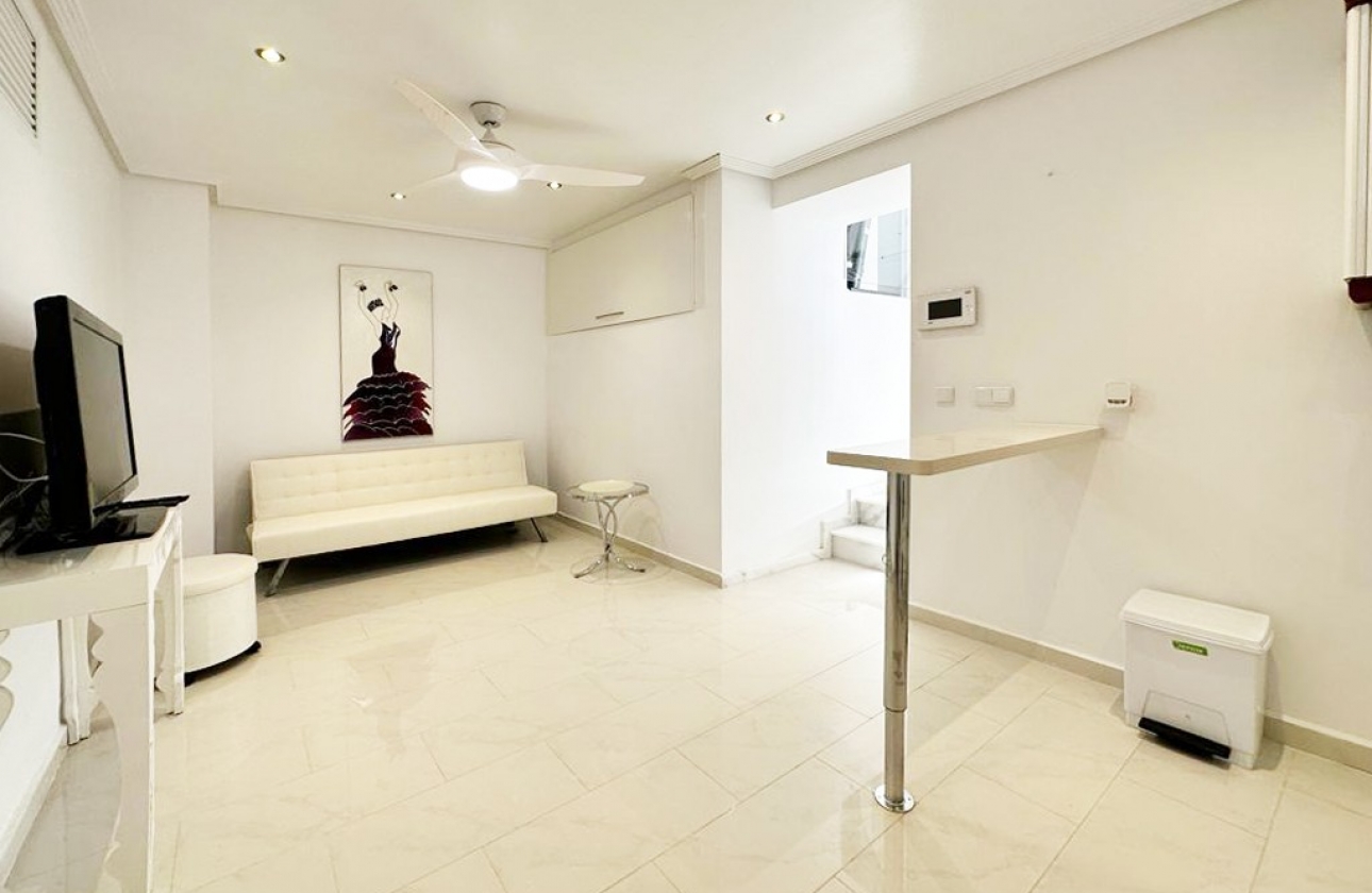 Reventa - Villa - San Miguel de Salinas