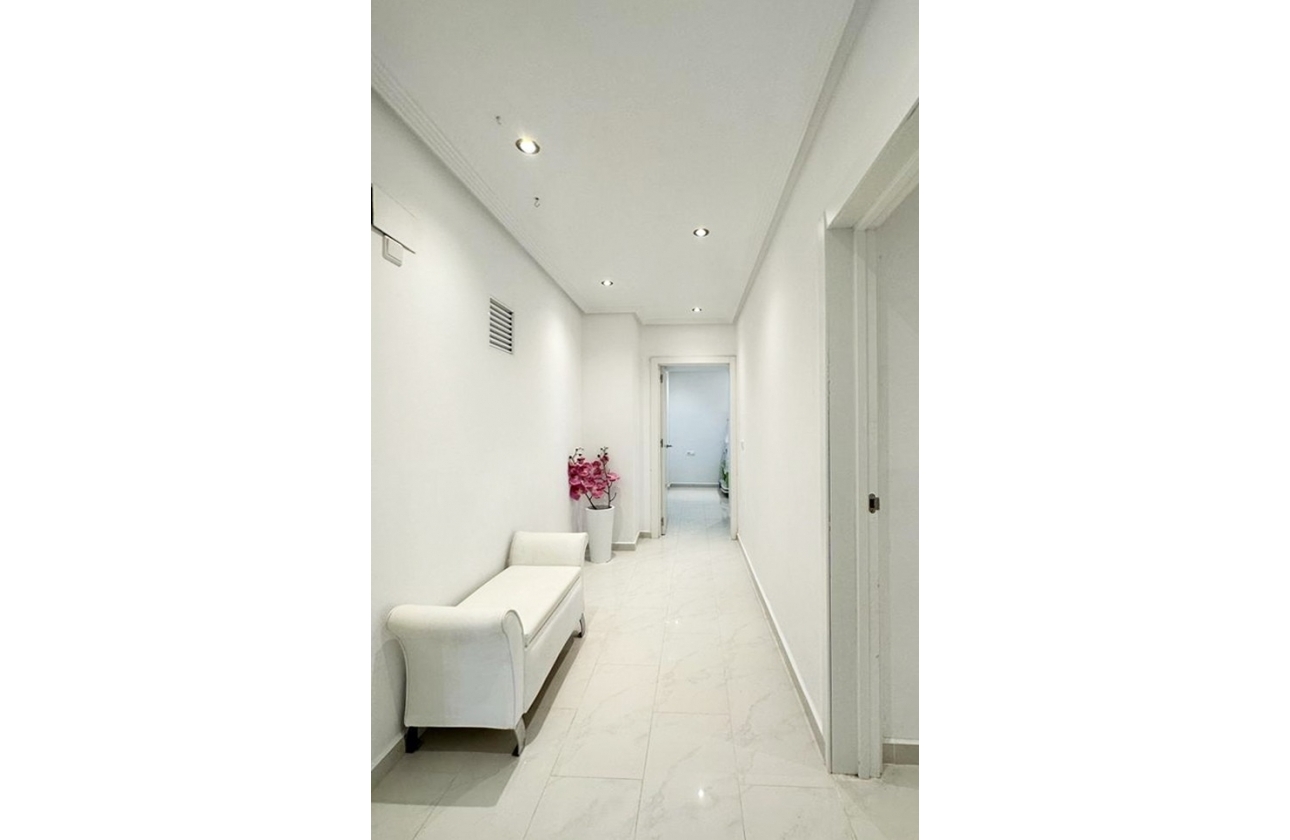 Reventa - Villa - San Miguel de Salinas