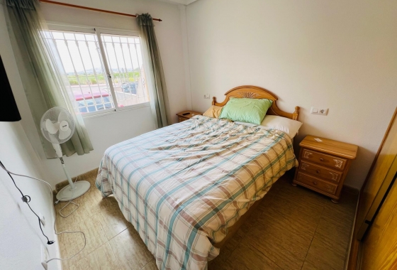 Resale - Townhouse - Daya Nueva