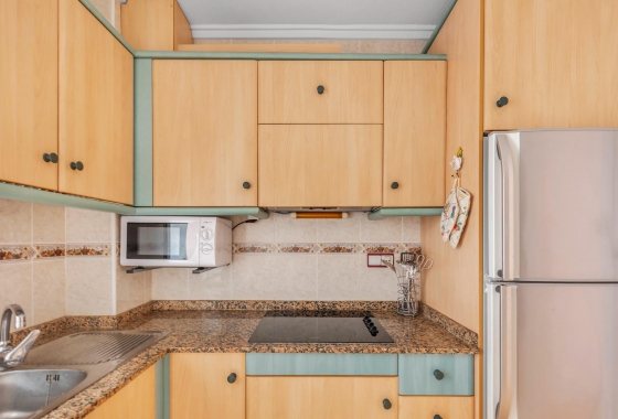 Rynek wtórny - Apartament - Torrevieja - Estacion de autobuses