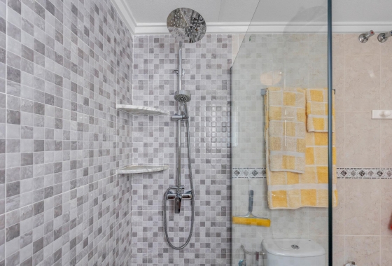 Rynek wtórny - Apartament - Torrevieja - Estacion de autobuses