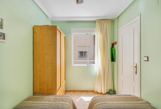 Rynek wtórny - Apartament - Torrevieja - Estacion de autobuses