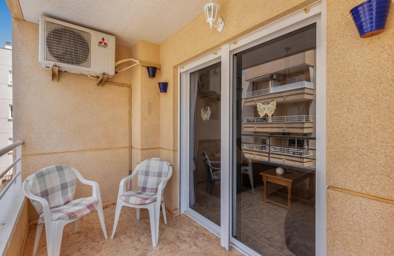 Rynek wtórny - Apartament - Torrevieja - Estacion de autobuses