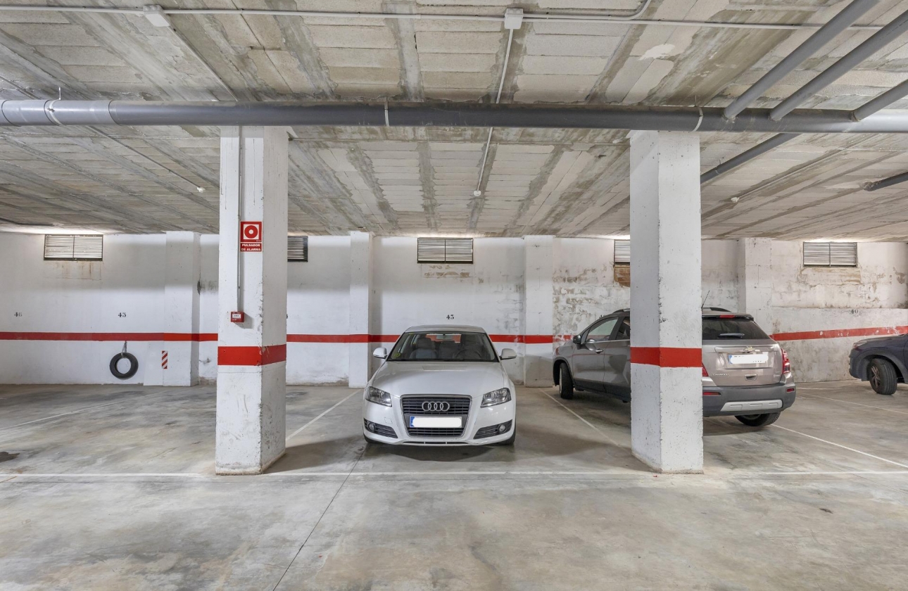 Rynek wtórny - Apartament - Torrevieja - Estacion de autobuses