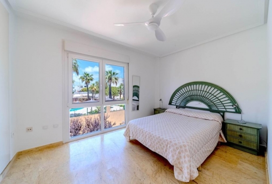 Rynek wtórny - Szeregowiec - Orihuela Costa - Campoamor