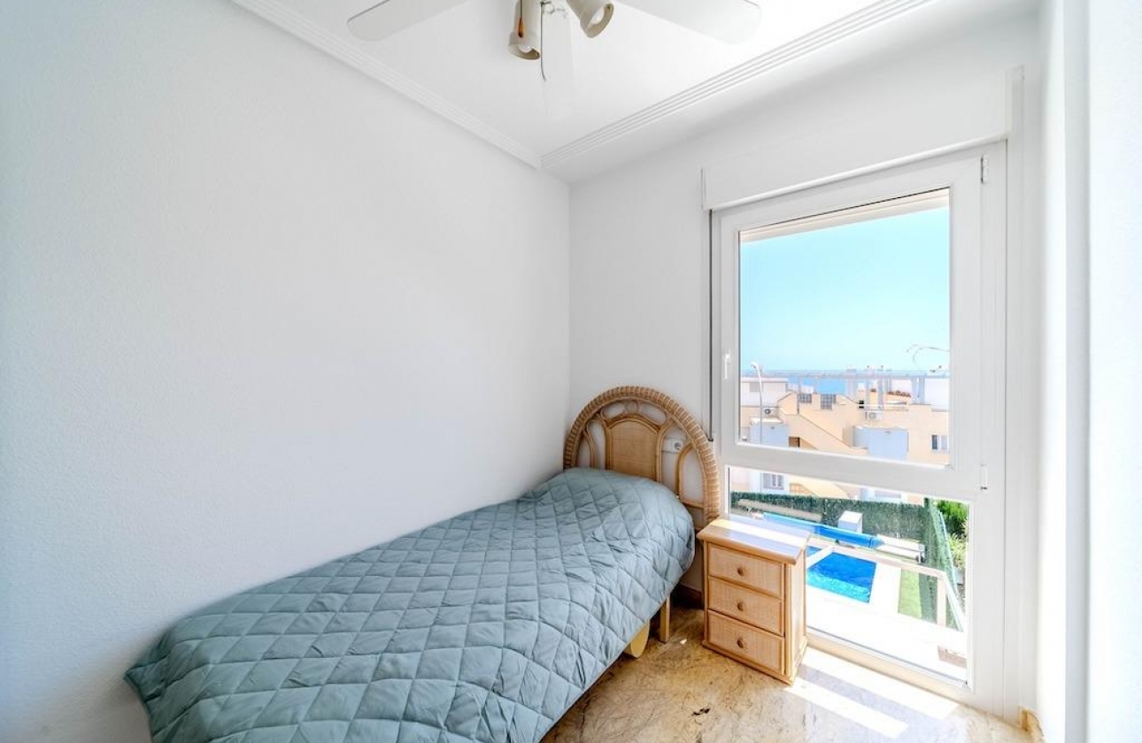 Rynek wtórny - Szeregowiec - Orihuela Costa - Campoamor