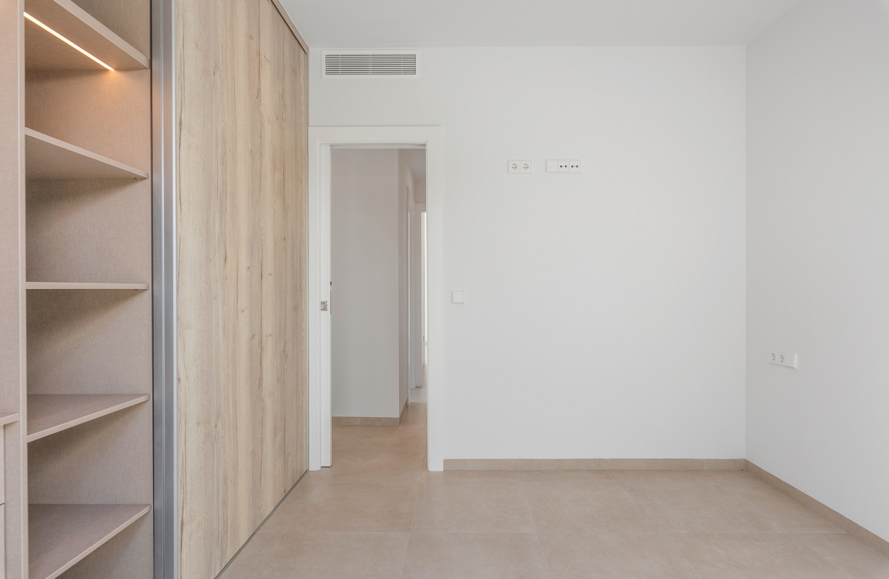 Rynek pierwotny - Detached - Los Alcazares