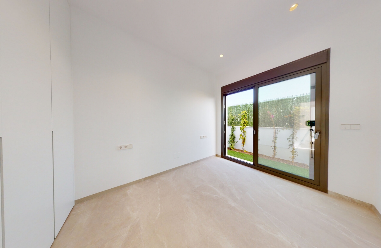 Rynek pierwotny - Detached - Los Alcazares