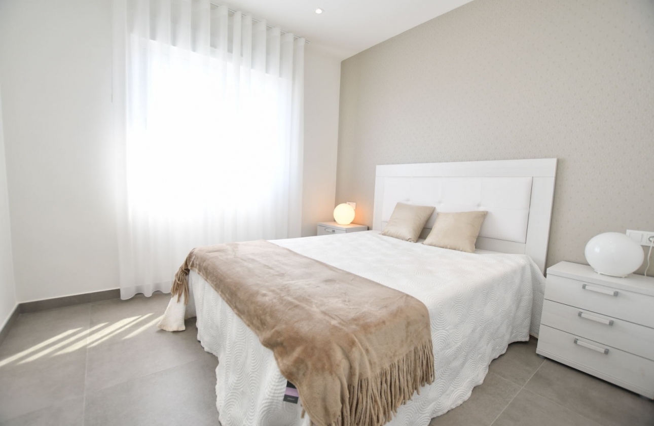 Obra nueva - Bungalow - San Miguel de Salinas