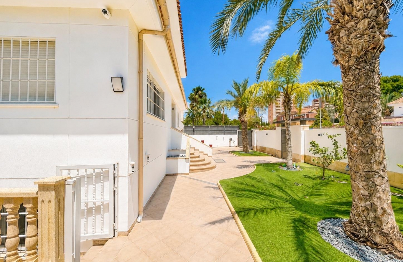 Rynek wtórny - Villa - Orihuela Costa - Campoamor