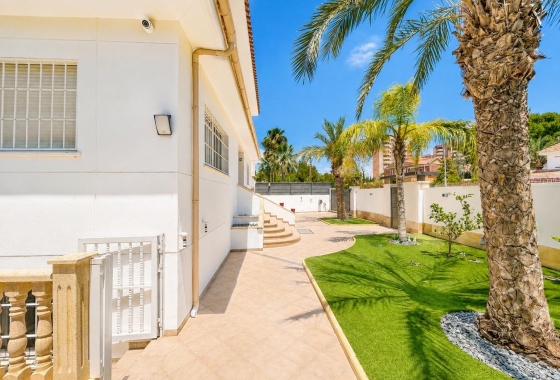 Rynek wtórny - Villa - Orihuela Costa - Campoamor