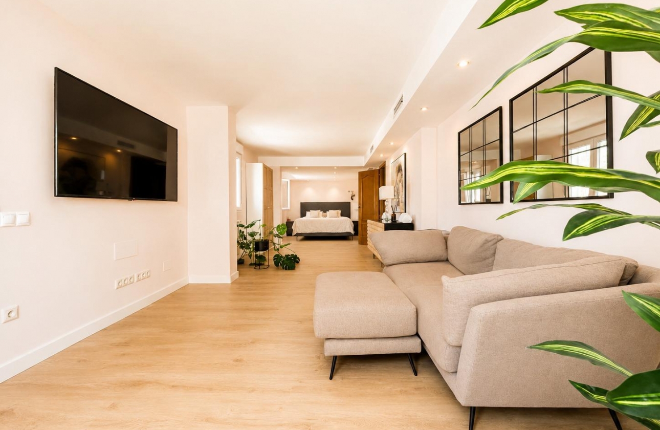 Rynek wtórny - Villa - Orihuela Costa - Campoamor