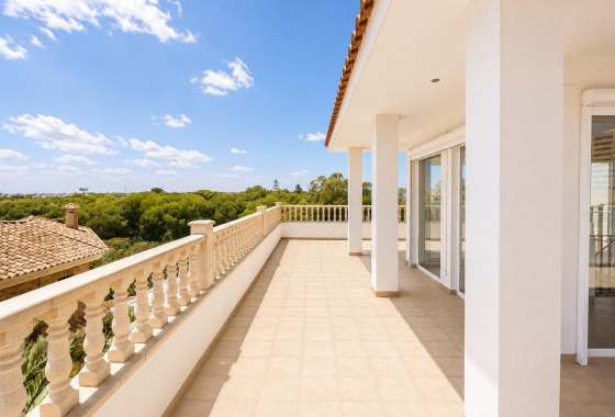Rynek wtórny - Villa - Orihuela Costa - Campoamor