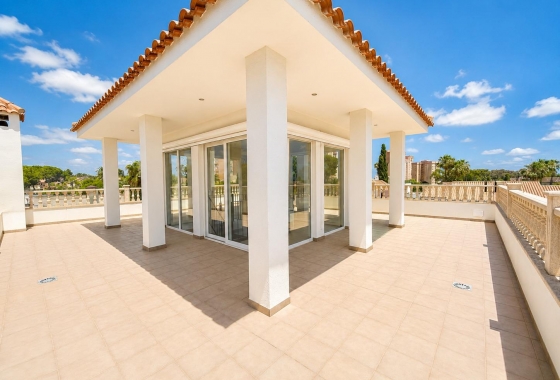 Rynek wtórny - Villa - Orihuela Costa - Campoamor