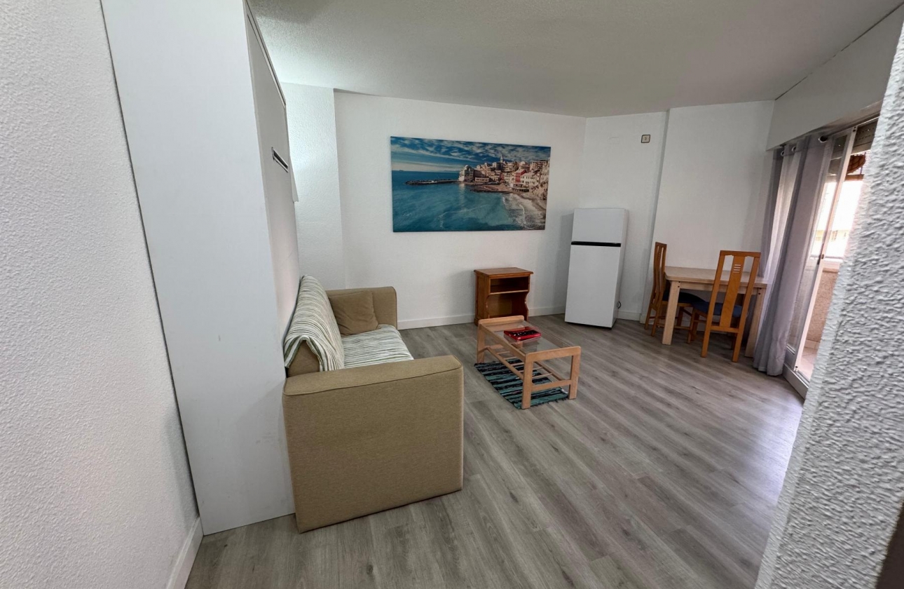 Rynek wtórny - Studio/Kawalerka - Torrevieja - Playa de los Locos