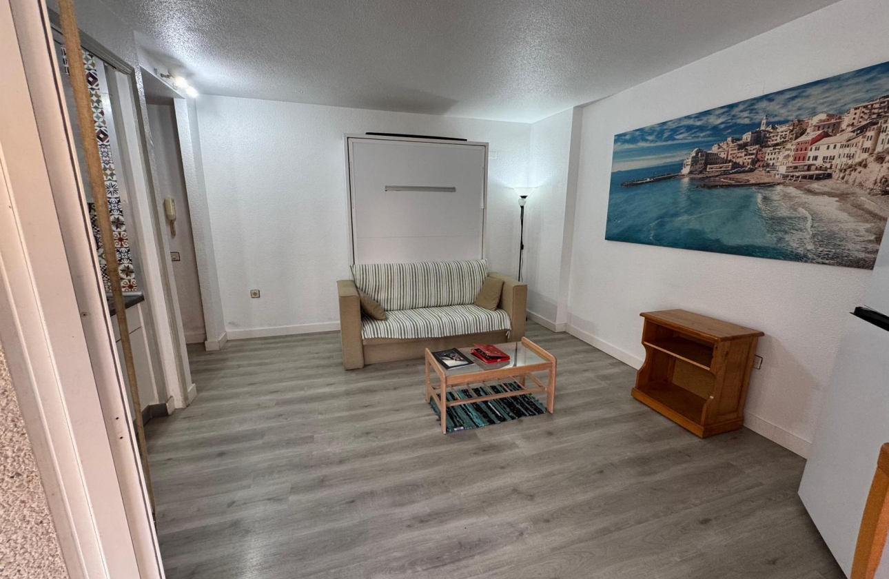 Rynek wtórny - Studio/Kawalerka - Torrevieja - Playa de los Locos