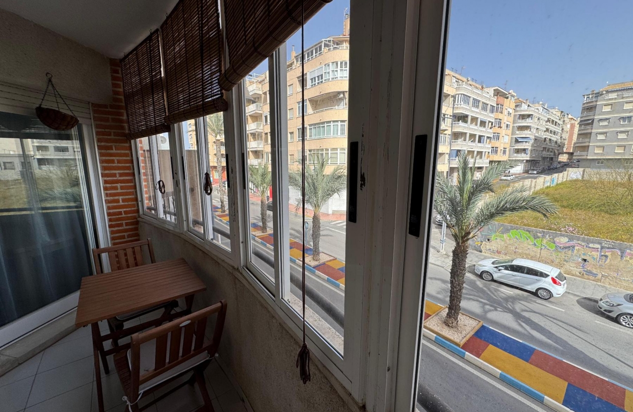 Rynek wtórny - Studio/Kawalerka - Torrevieja - Playa de los Locos