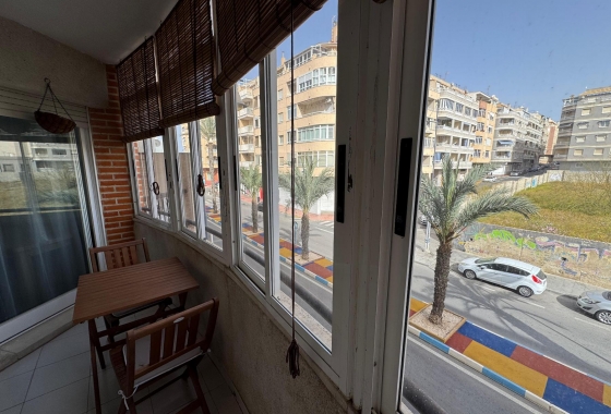 Rynek wtórny - Studio/Kawalerka - Torrevieja - Playa de los Locos