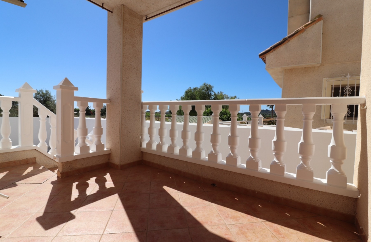 Rynek wtórny - Villa - San Miguel de Salinas - Lake View Mansions