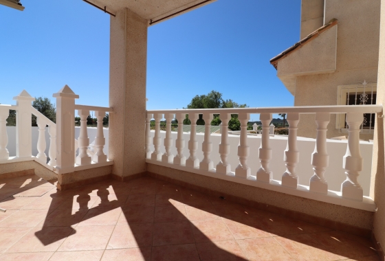 Rynek wtórny - Villa - San Miguel de Salinas - Lake View Mansions