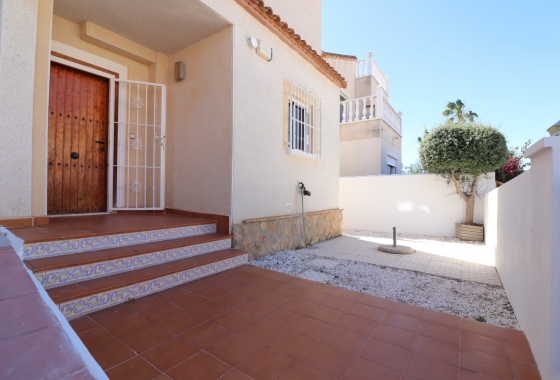 Rynek wtórny - Villa - San Miguel de Salinas - Lake View Mansions