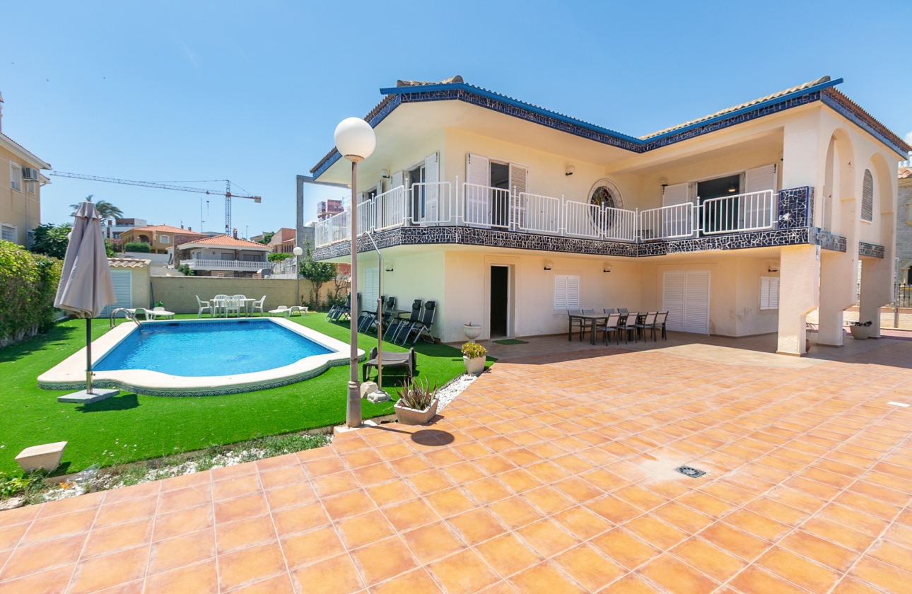 Reventa - Villa - Orihuela Costa - La Zenia