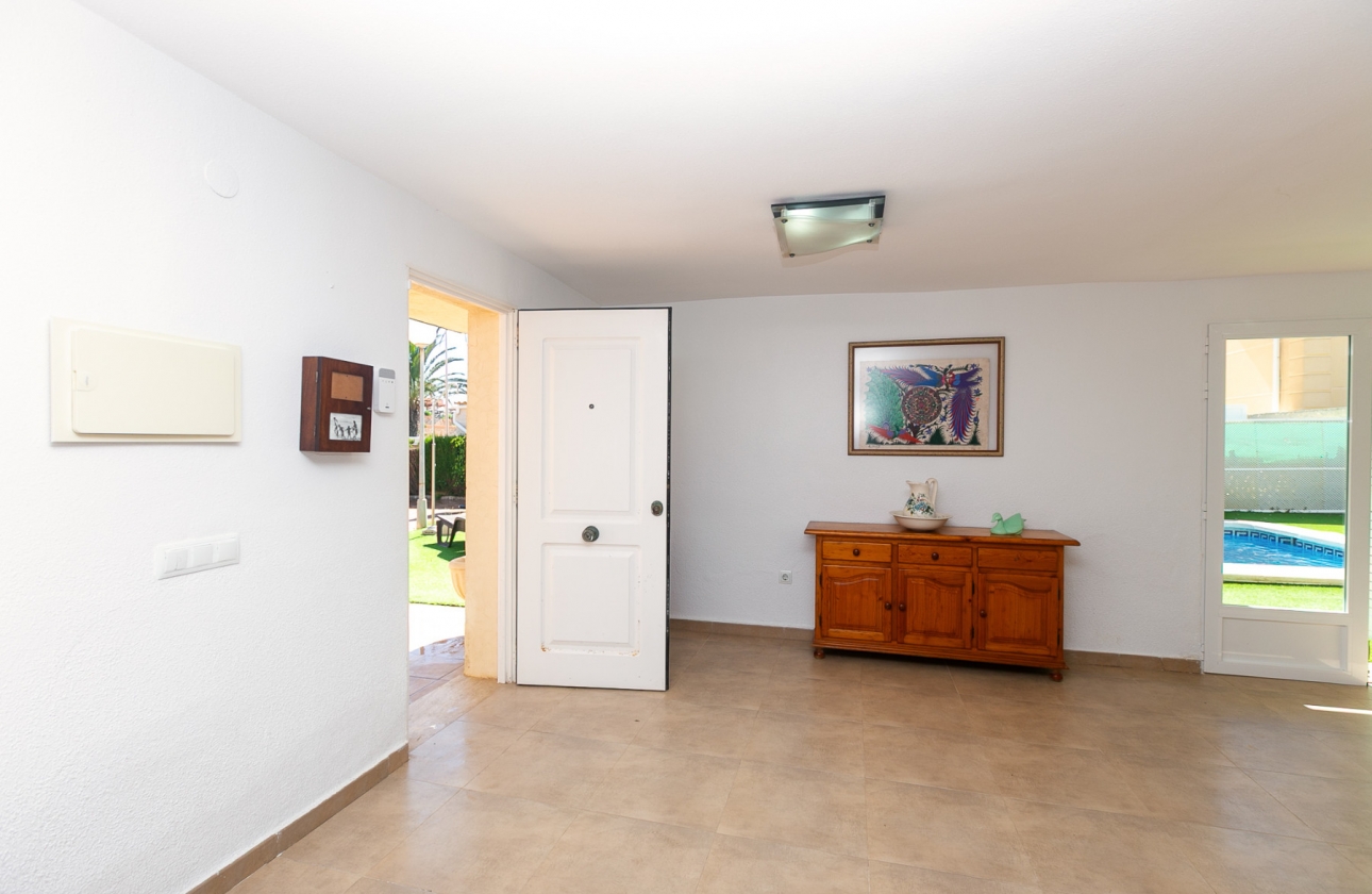 Reventa - Villa - Orihuela Costa - La Zenia